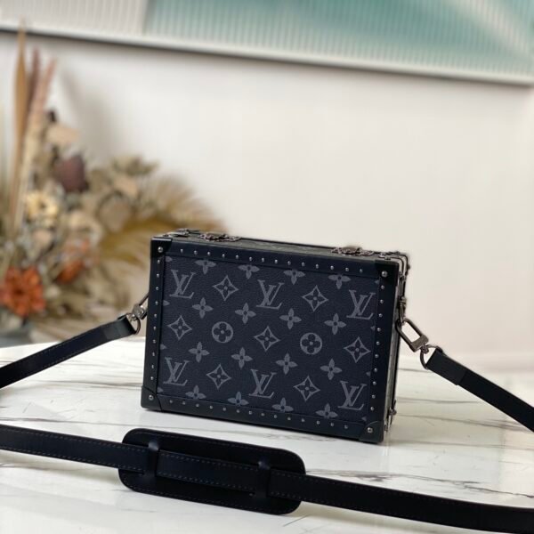 Louis Vuitton Clutch Box-24 x 16.5 x 8 CM