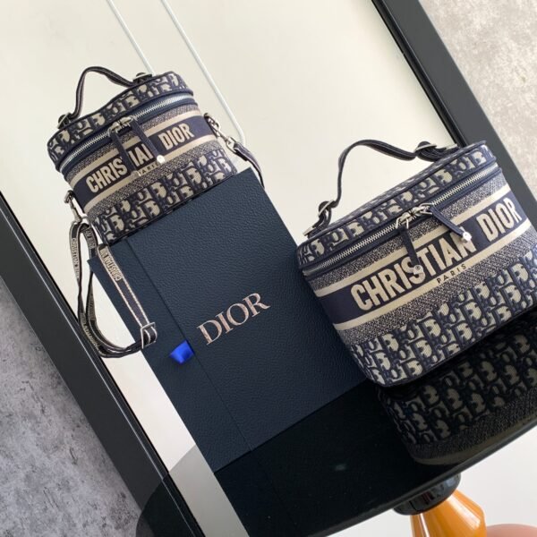 Diro Signature Vanity Bag-24*14*18CM