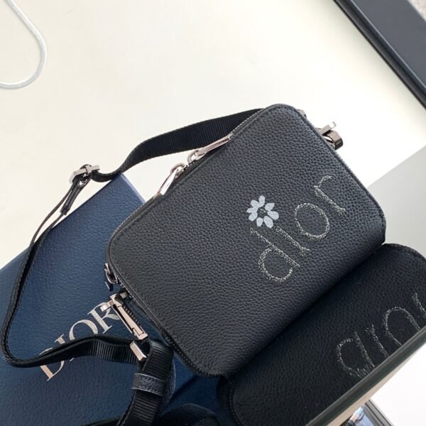 Diro&BY ERL Crossbody Bag-17 x 12.5 x 5CM