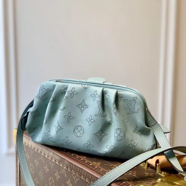 Louis Vuitton Scala Handbags-23*12.5*5CM