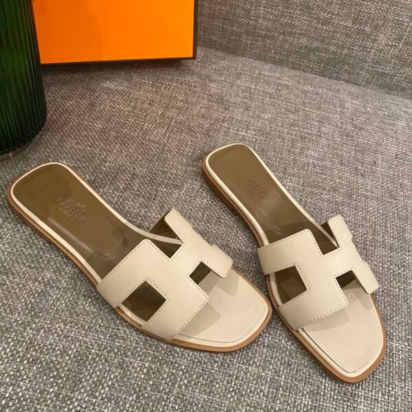 Hermes Slippers In Caviar Leather