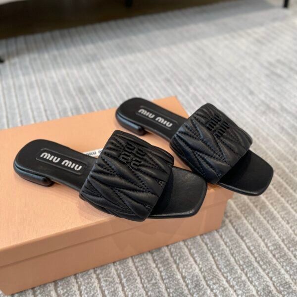 Miumiu Slides